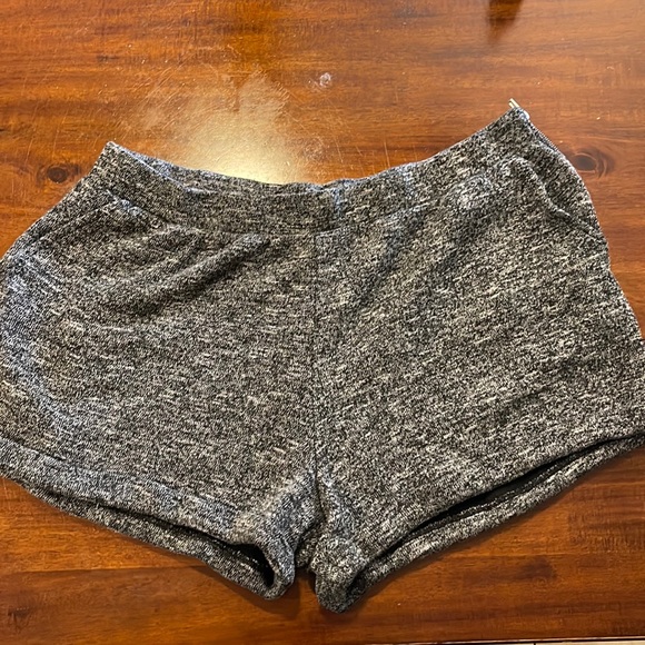 BOGO FREE Forever 21 + Plus Size Shorts with pockets - Picture 1 of 6